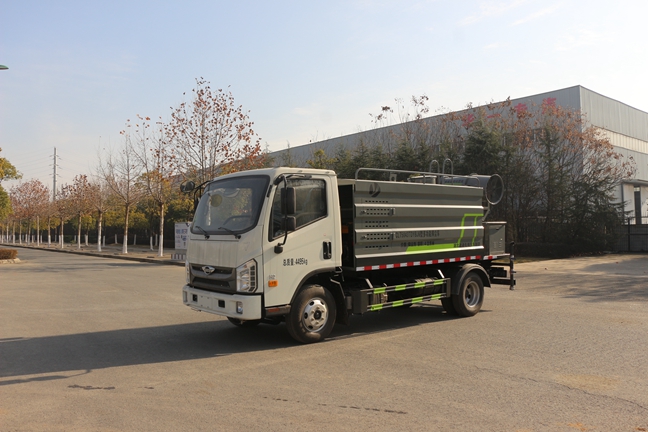 福田5方方罐抑塵車(chē)