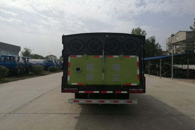   大多利卡吸塵車