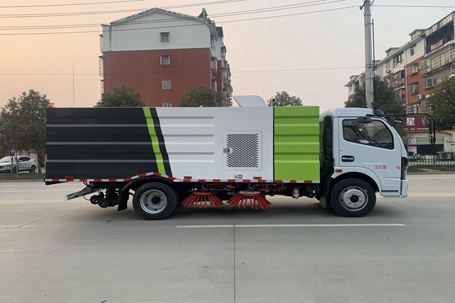 大多利卡掃路車(chē) 凱普特