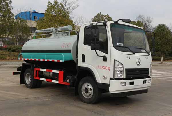 縱昂牌CLT5080GXESX6型吸糞車(chē)