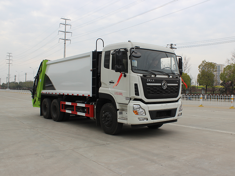 東風(fēng)天龍壓縮垃圾車（18方）