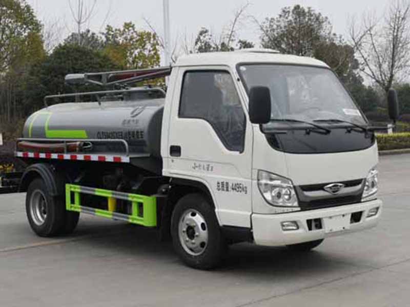 縱昂牌CLT5042GXEBJ6型吸糞車(chē)