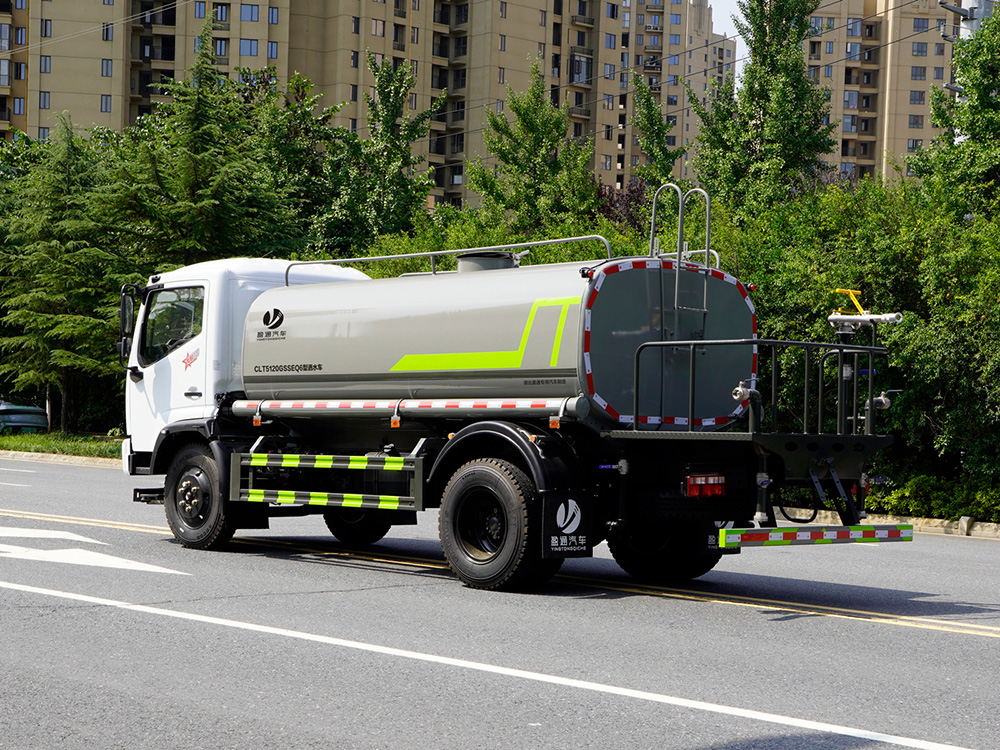 CLT5120GSSEQ6型灑水車 東風T17