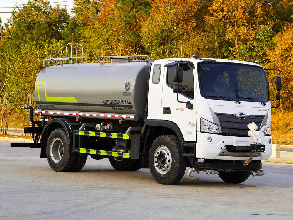 CLT5183GSSBJ6A型灑水車 ES5小平臺