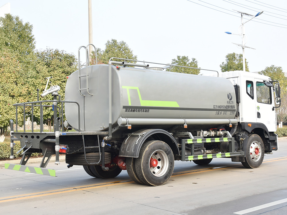 CLT5180GPSEQ6型灑水車