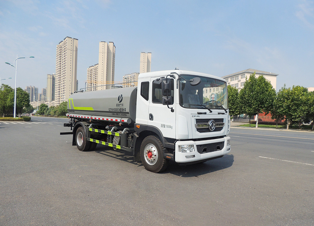 CLT5181GSSEQ6型灑水車