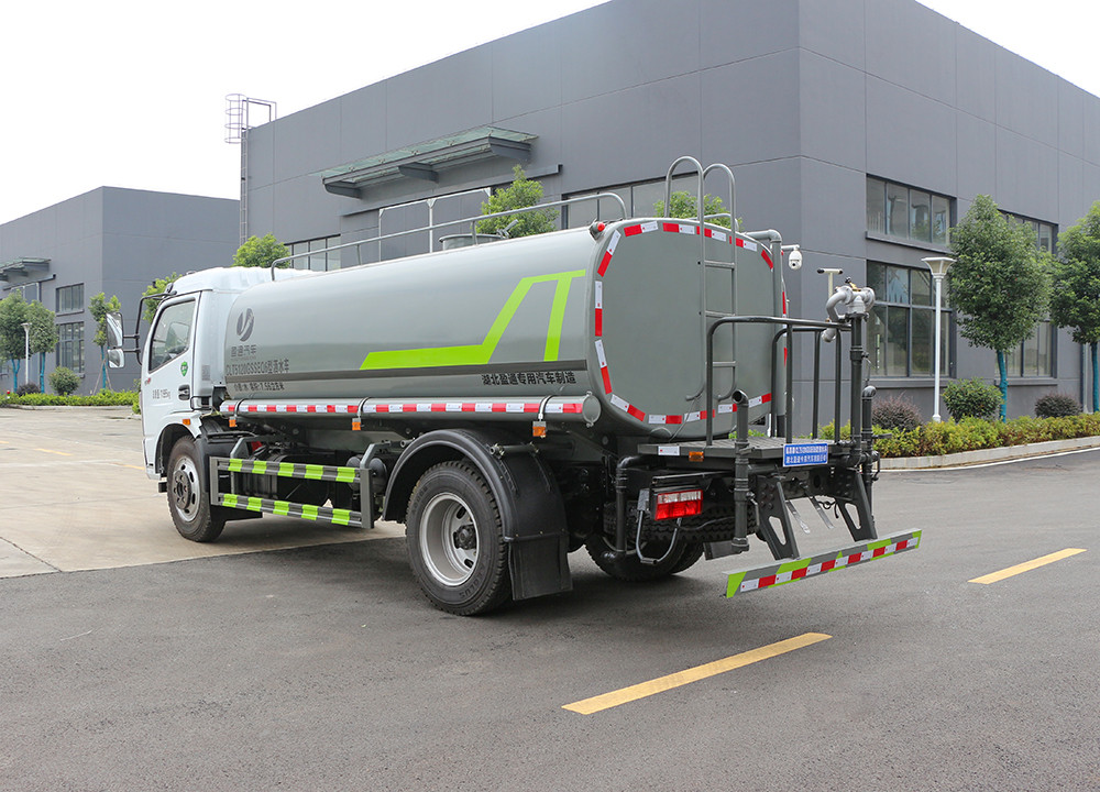 CLT5120GSSEQ6型灑水車